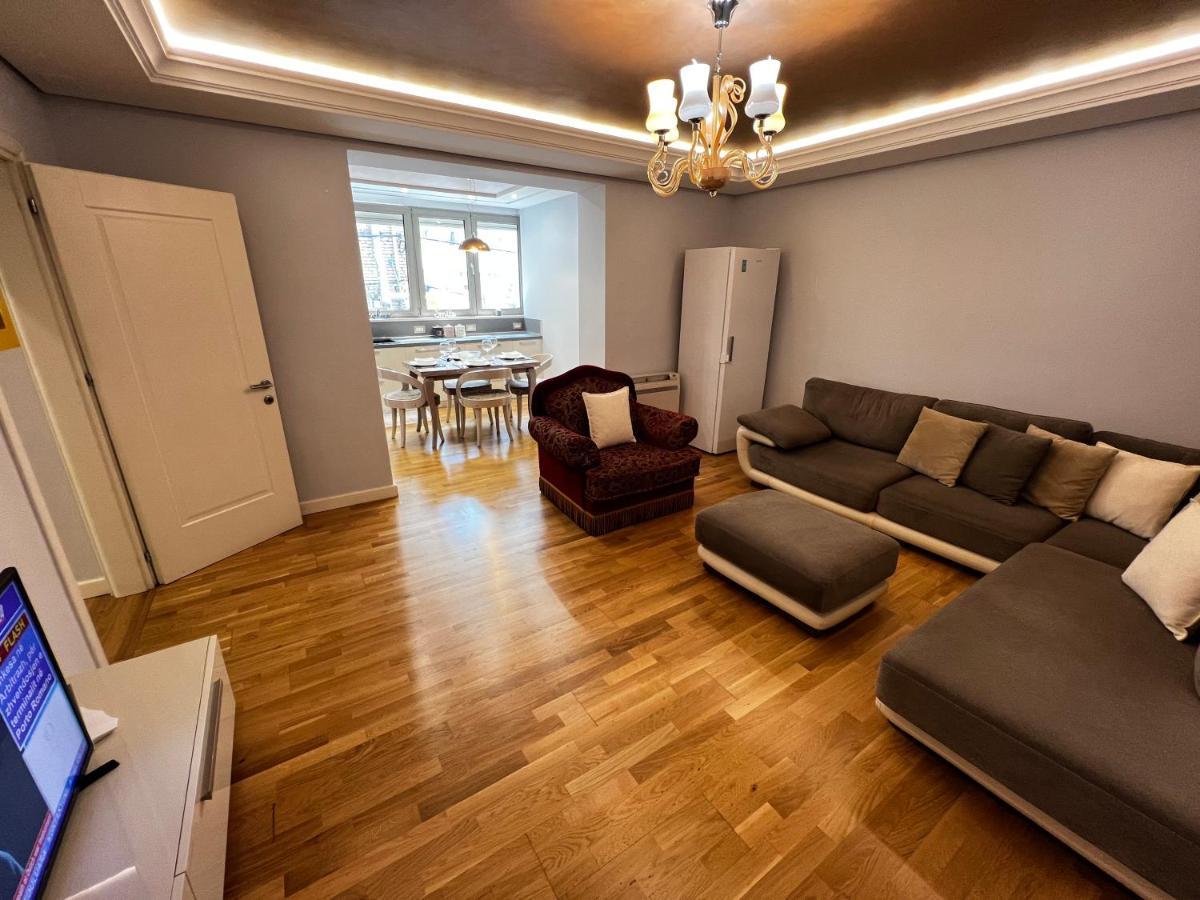 Tirana Center Apartment Luaran gambar